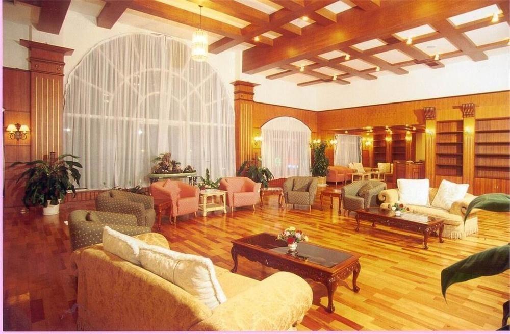 Yunnan Dianchi Garden Resort Hotel & Spa Kunming Exterior photo