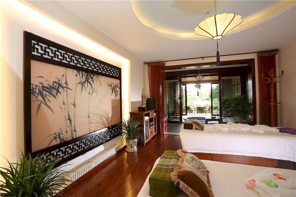 Yunnan Dianchi Garden Resort Hotel & Spa Kunming Exterior photo