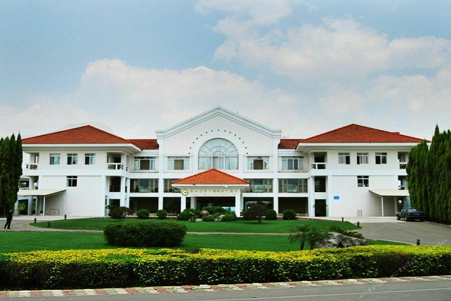 Yunnan Dianchi Garden Resort Hotel & Spa Kunming Exterior photo